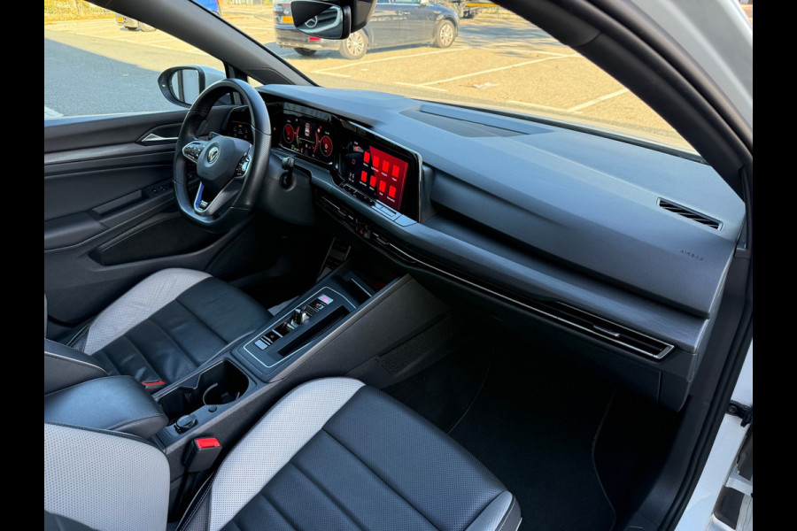 Volkswagen Golf 1.4 eHybrid GTE IQ LMV18/NAV/LEER/SFEER/PANO