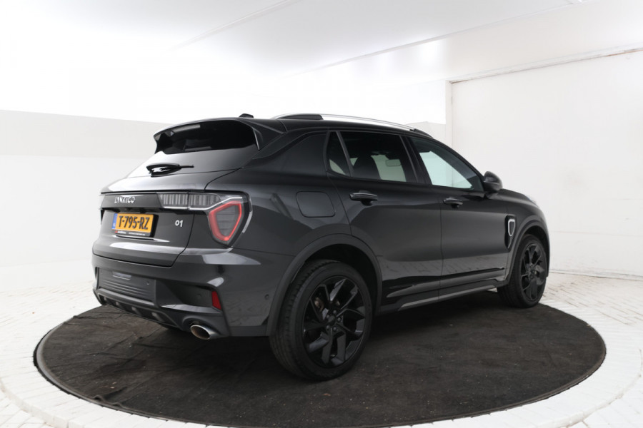 Lynk & Co 01 1.5 Panorama, Apple carplay, Zwarte hemel!