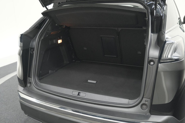 Peugeot 3008 PureTech 130 EAT8 Allure | Camera | Stoelverwarming | Apple Carplay | Dodehoekdetectie