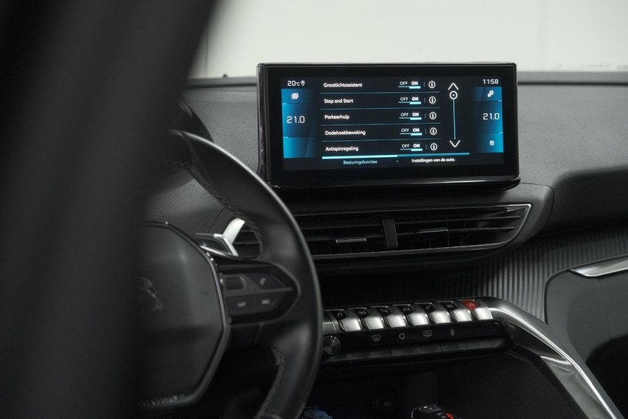 Peugeot 3008 PureTech 130 EAT8 Allure | Camera | Stoelverwarming | Apple Carplay | Dodehoekdetectie