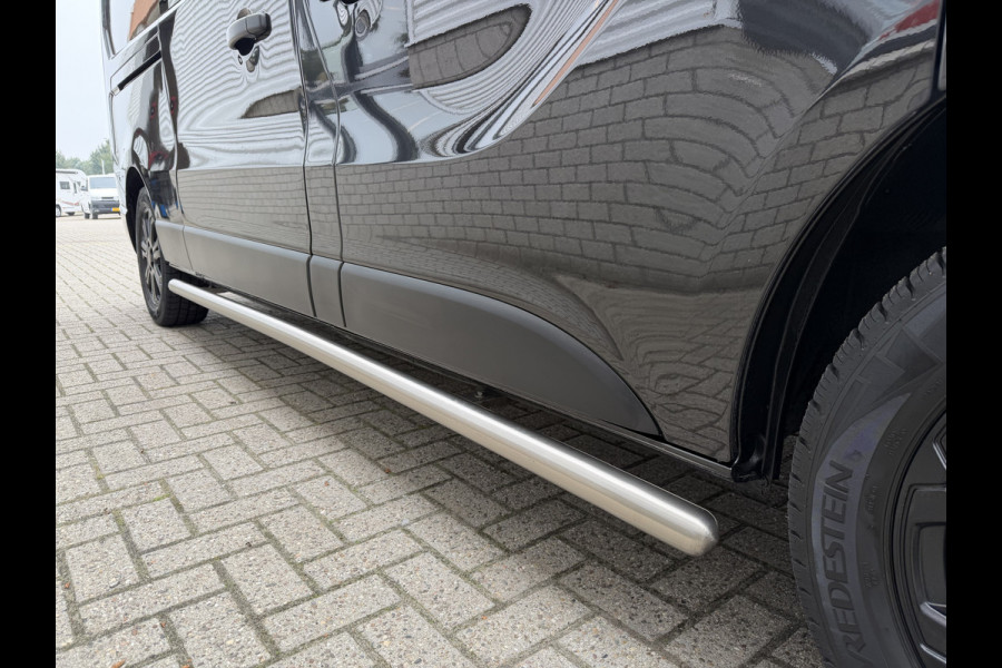 Fiat Talento 2.0 MultiJet automaat L2H1 SX DC 5 persoons / vaste prijs rijklaar € 19.950 ex btw / lease vanaf € 336 / zwart metallic / dubbele schuifdeur / trekhaak / airco / navi / camera !
