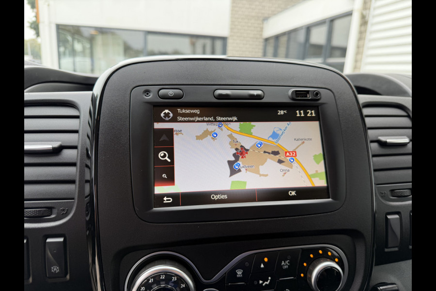 Fiat Talento 2.0 MultiJet automaat L2H1 SX DC 5 persoons / vaste prijs rijklaar € 19.950 ex btw / lease vanaf € 336 / zwart metallic / dubbele schuifdeur / trekhaak / airco / navi / camera !