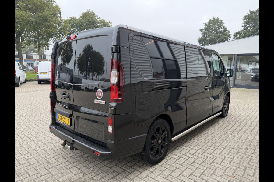 Fiat Talento 2.0 MultiJet automaat L2H1 SX DC 5 persoons / vaste prijs rijklaar € 19.950 ex btw / lease vanaf € 336 / zwart metallic / dubbele schuifdeur / trekhaak / airco / navi / camera !