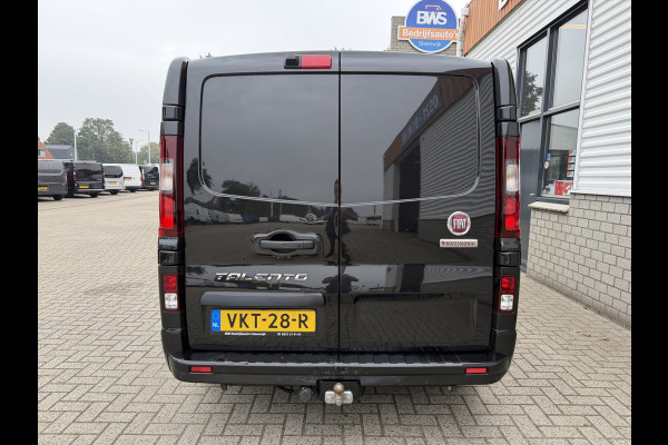 Fiat Talento 2.0 MultiJet automaat L2H1 SX DC 5 persoons / vaste prijs rijklaar € 19.950 ex btw / lease vanaf € 336 / zwart metallic / dubbele schuifdeur / trekhaak / airco / navi / camera !