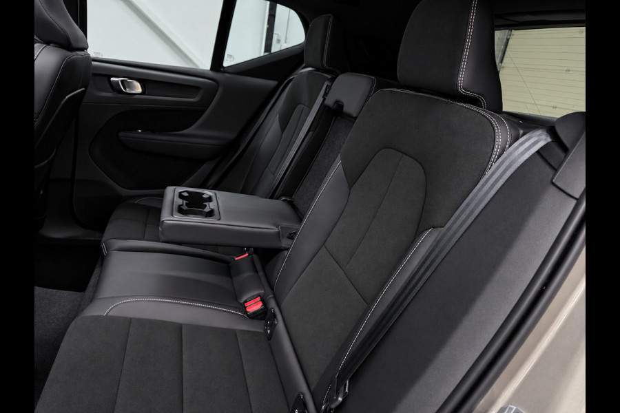 Volvo XC40 1.5 T4 Recharge R-Design BLACK-EDITION SOH-TEST/ PANO/H&K/NAVI/CAM/DAB/CARPLAY/M-STOELEN///