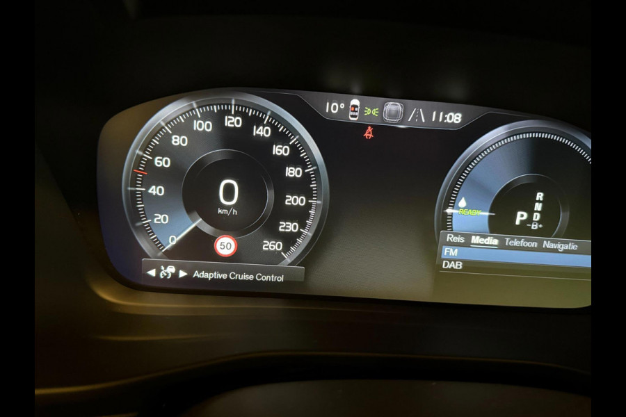 Volvo XC40 1.5 T4 Recharge R-Design BLACK-EDITION SOH-TEST/ PANO/H&K/NAVI/CAM/DAB/CARPLAY/M-STOELEN///