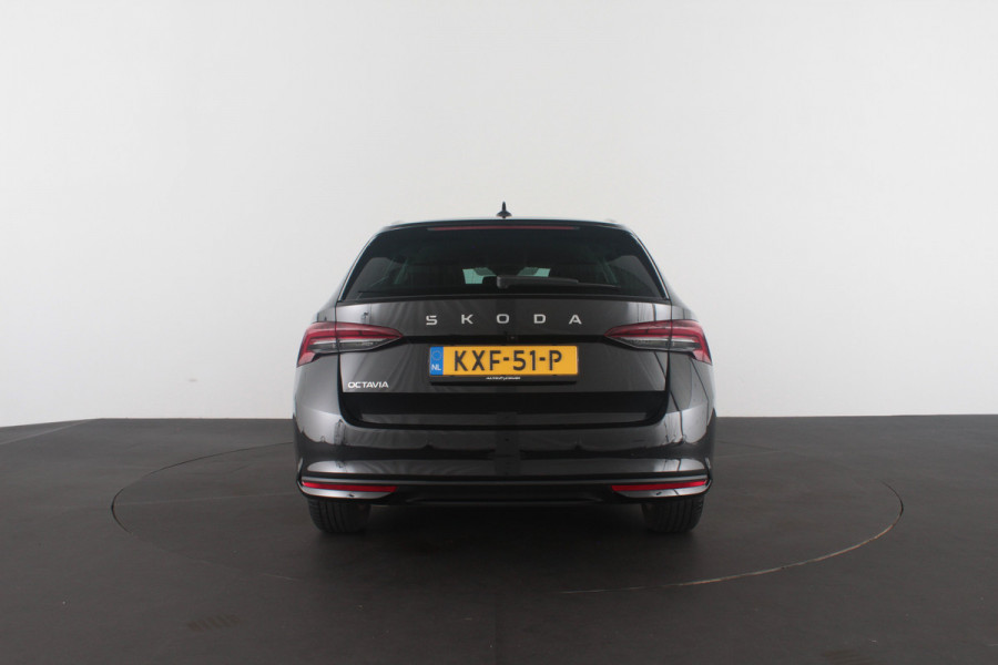 Škoda Octavia Combi 1.5 TSI MHEV Business Edition > Trekhaak/Camera/Winterpakket/Sfeerverlichting