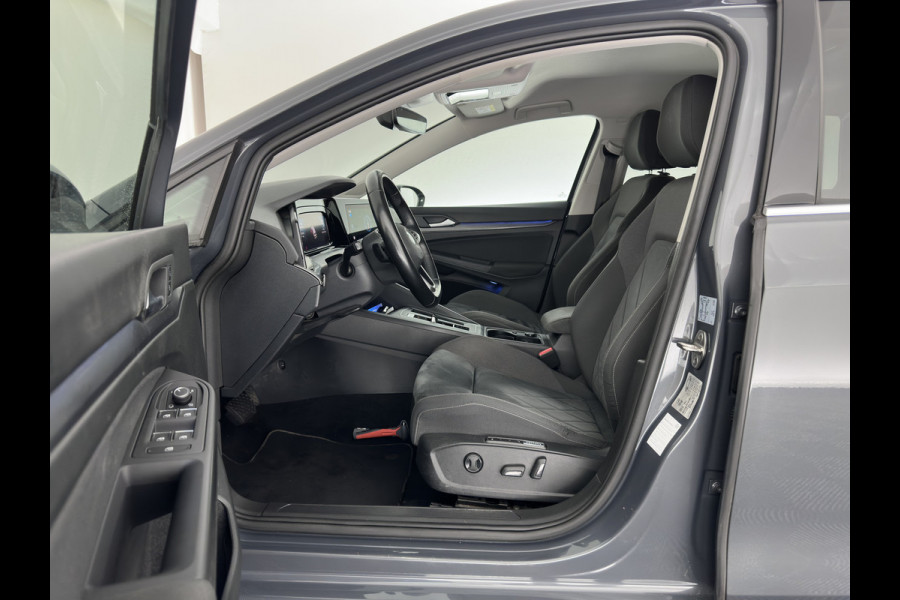 Volkswagen Golf Variant 2.0 TDI R-Line Business *(INCL. BTW) *AUT | PANO | MICROFIBRE | ADAPTIVE-CRUISE | DIGI-COCKPIT | HEATED-SPORTSEATS | PRIVACY-GLASS | NAVI-FULLMAP | ECC | PDC | 17''ALU*