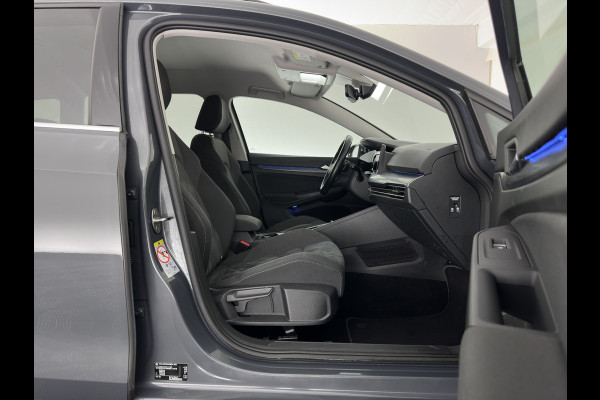 Volkswagen Golf Variant 2.0 TDI R-Line Business *(INCL. BTW) *AUT | PANO | MICROFIBRE | ADAPTIVE-CRUISE | DIGI-COCKPIT | HEATED-SPORTSEATS | PRIVACY-GLASS | NAVI-FULLMAP | ECC | PDC | 17''ALU*