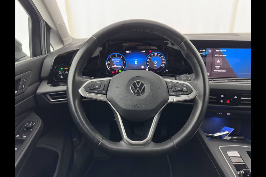 Volkswagen Golf Variant 2.0 TDI R-Line Business *(INCL. BTW) *AUT | PANO | MICROFIBRE | ADAPTIVE-CRUISE | DIGI-COCKPIT | HEATED-SPORTSEATS | PRIVACY-GLASS | NAVI-FULLMAP | ECC | PDC | 17''ALU*
