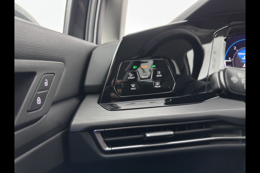 Volkswagen Golf Variant 2.0 TDI R-Line Business *(INCL. BTW) *AUT | PANO | MICROFIBRE | ADAPTIVE-CRUISE | DIGI-COCKPIT | HEATED-SPORTSEATS | PRIVACY-GLASS | NAVI-FULLMAP | ECC | PDC | 17''ALU*