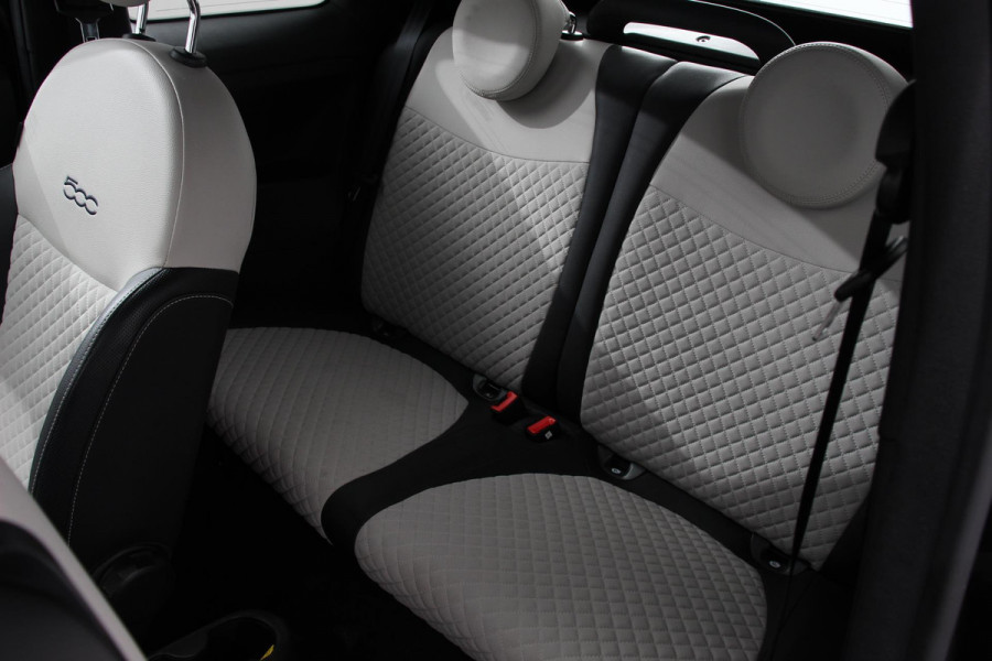 Fiat 500C 1.0 Hybrid 69pk Dolcevita Navigatie Apple CarPlay Android Auto Parkeerhulp achter Cruise Control Half leder Climatronic Lichtmetalen velgen