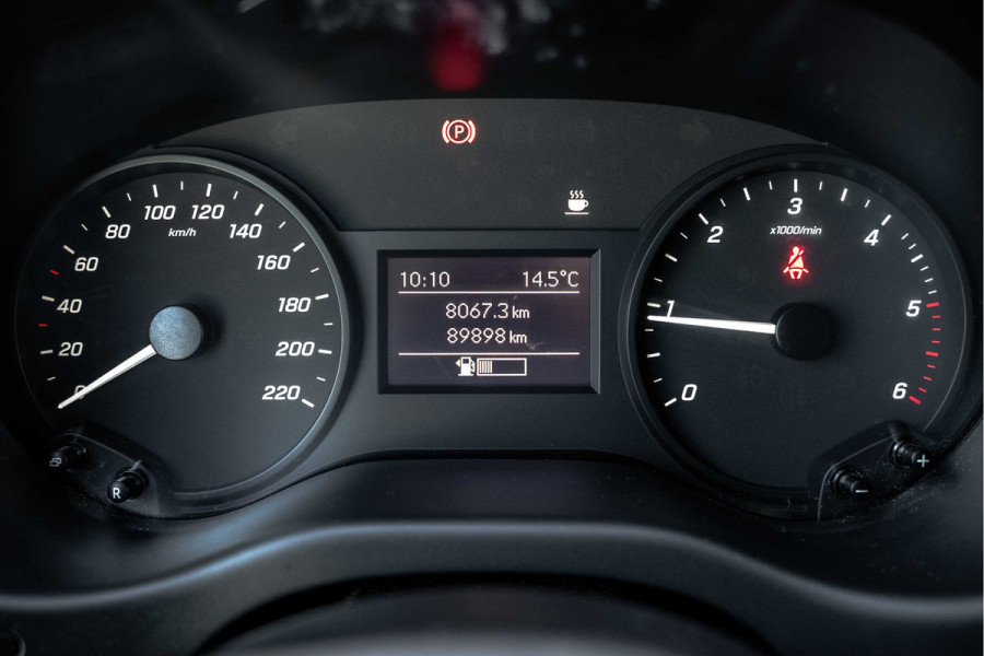 Mercedes-Benz Vito 111 CDI | Volledig ingericht | 3-Zits | Camera | Navi | Airco