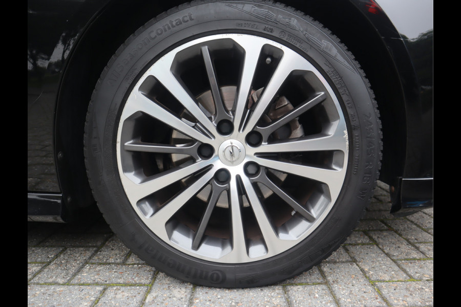 Opel Insignia Sports Tourer 1.5 Turbo Innovation Leder, sportstoelen, pano, trekhaak