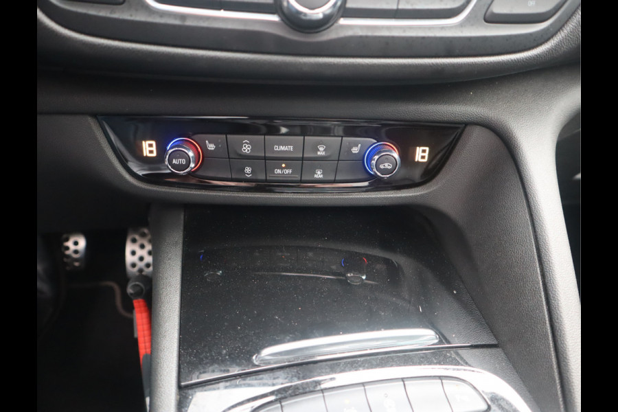 Opel Insignia Sports Tourer 1.5 Turbo Innovation Leder, sportstoelen, pano, trekhaak