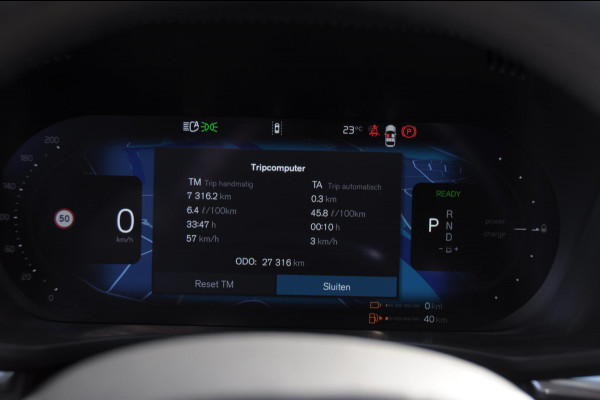 Volvo XC60 T6 350PK Automaat AWD Plus Dark Trekhaak / Adaptieve cruise control / BLIS / Panoramadak / Parkeersensoren voor - en achter / parkeercamera / Elektrische stoelen / stoel - en stuurverwarming /