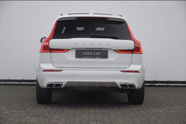 Volvo XC60 2.0 Recharge T6 AWD R-Design / Trekhaak / Stoelventilatie / Harman kardon / Panoramadak / Adaptieve cruise control / BLIS / 360 camera / Adaptieve koplampen / dubbele eindpijpen / head up display / stoel - en stuurwielverwarming / elektrische stoelen