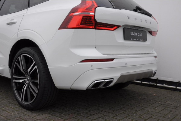 Volvo XC60 2.0 Recharge T6 AWD R-Design / Trekhaak / Stoelventilatie / Harman kardon / Panoramadak / Adaptieve cruise control / BLIS / 360 camera / Adaptieve koplampen / dubbele eindpijpen / head up display / stoel - en stuurwielverwarming / elektrische stoelen