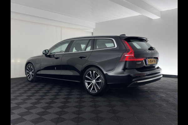 Volvo V60 2.0 T6 Plug-in hybrid AWD Core Bright (INCL-BTW) AUT | FULL-LED | DIGI-COCKPIT | CAMERA | HEATED-COMFORTSEATS | KEYLESS | DAB | PRIVACY-GLASS | CARPLAY | NAVI-FULLMAP | 18''ALU*