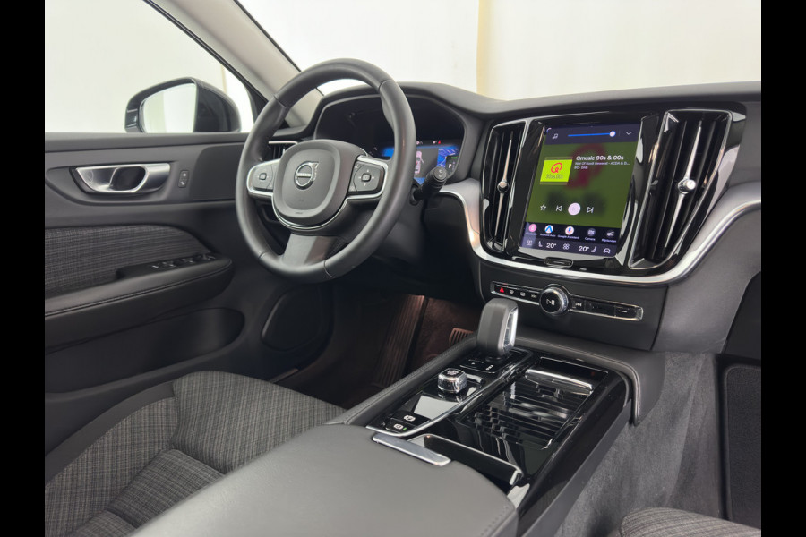 Volvo V60 2.0 T6 Plug-in hybrid AWD Core Bright (INCL-BTW) AUT | FULL-LED | DIGI-COCKPIT | CAMERA | HEATED-COMFORTSEATS | KEYLESS | DAB | PRIVACY-GLASS | CARPLAY | NAVI-FULLMAP | 18''ALU*