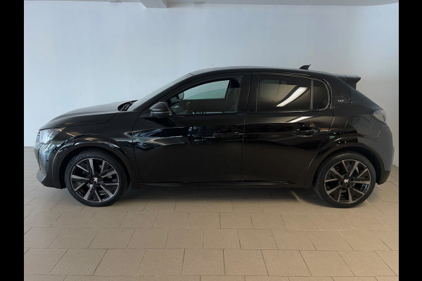 Peugeot 208 1.2 PureTech GT 130PK AUTOMAAT LEER PANO AIRCO NAVI CRUISE APPLE CARPLAY STOELVERW 3D COCKPIT PDC CAM NIEUWSTAAT