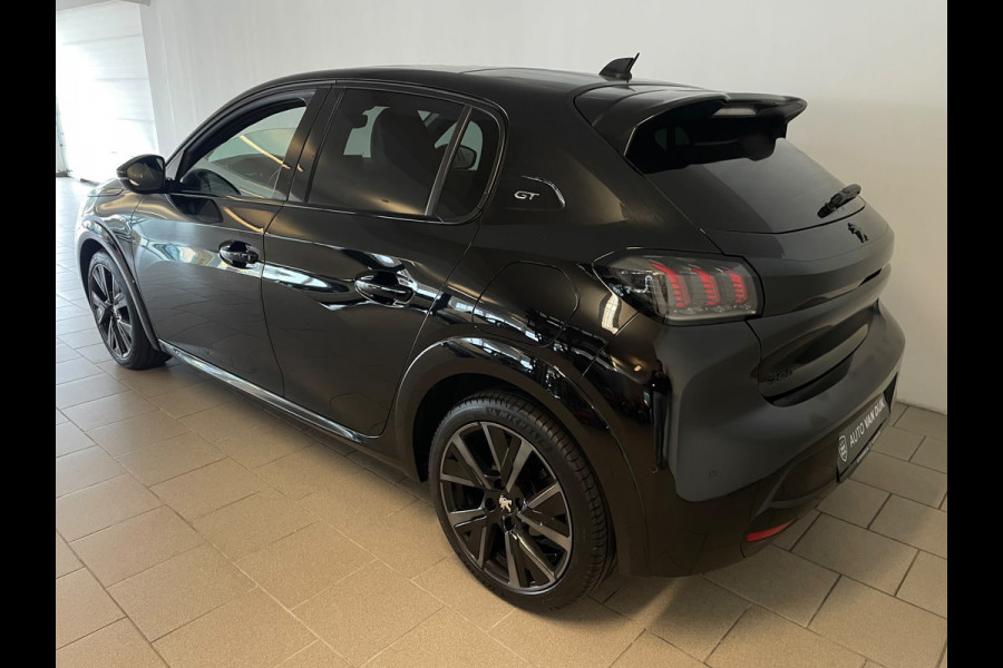 Peugeot 208 1.2 PureTech GT 130PK AUTOMAAT LEER PANO AIRCO NAVI CRUISE APPLE CARPLAY STOELVERW 3D COCKPIT PDC CAM NIEUWSTAAT