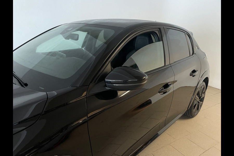 Peugeot 208 1.2 PureTech GT 130PK AUTOMAAT LEER PANO AIRCO NAVI CRUISE APPLE CARPLAY STOELVERW 3D COCKPIT PDC CAM NIEUWSTAAT