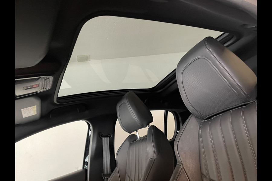 Peugeot 208 1.2 PureTech GT 130PK AUTOMAAT LEER PANO AIRCO NAVI CRUISE APPLE CARPLAY STOELVERW 3D COCKPIT PDC CAM NIEUWSTAAT
