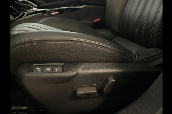 Peugeot 208 1.2 PureTech GT 130PK AUTOMAAT LEER PANO AIRCO NAVI CRUISE APPLE CARPLAY STOELVERW 3D COCKPIT PDC CAM NIEUWSTAAT