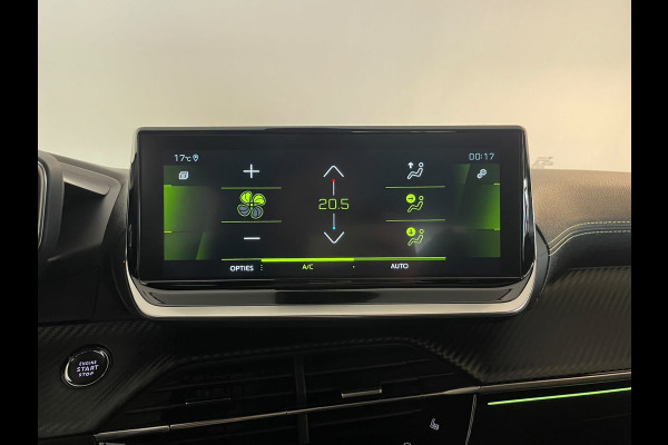Peugeot 208 1.2 PureTech GT 130PK AUTOMAAT LEER PANO AIRCO NAVI CRUISE APPLE CARPLAY STOELVERW 3D COCKPIT PDC CAM NIEUWSTAAT