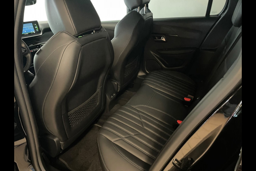 Peugeot 208 1.2 PureTech GT 130PK AUTOMAAT LEER PANO AIRCO NAVI CRUISE APPLE CARPLAY STOELVERW 3D COCKPIT PDC CAM NIEUWSTAAT