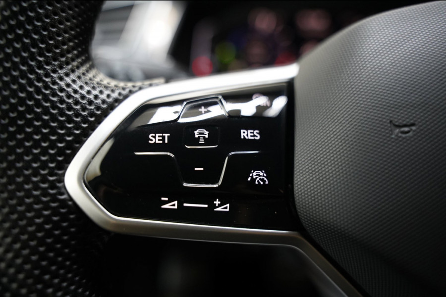 Volkswagen Tiguan 1.4 TSI eHybrid 3x R LINE PANO VIRTUAL ACC