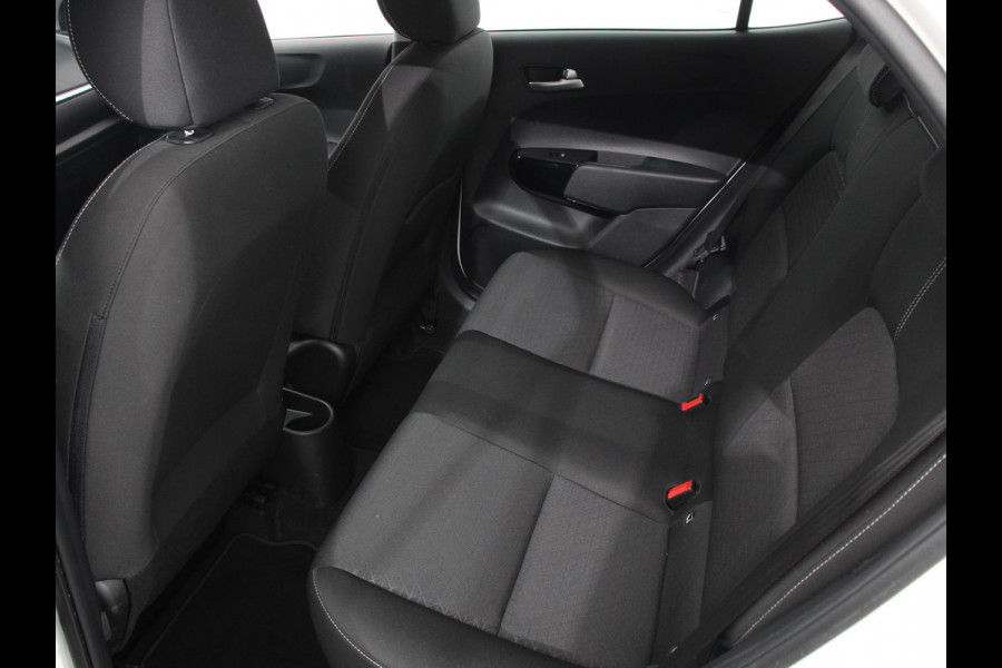 Kia Picanto 1.0 DPi DynamicLine Airco Navigatie Apple Carplay/Android Auto Camera Lichtmetalen Velgen Cruise Control