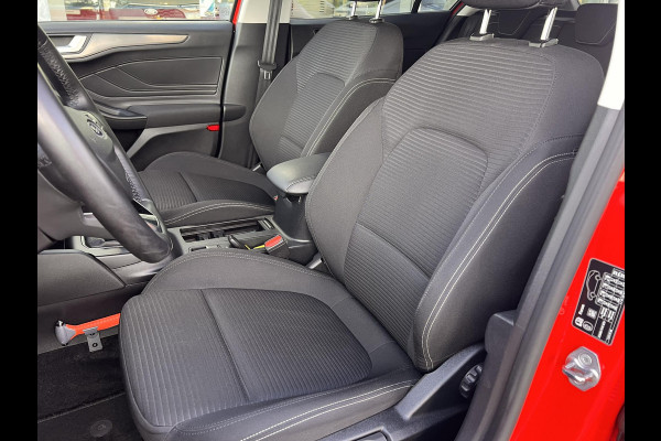 Ford Focus 1.0 EcoBoost Hybrid Titanium Cruise Control | PDC | Climate control