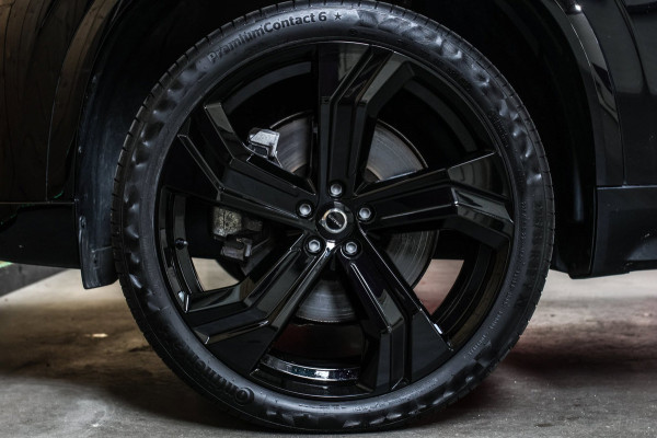 Volvo XC90 2.0 T8 Plug-in hybrid AWD Ultra Dark 7p. *Pano*Head-Up*H/K*