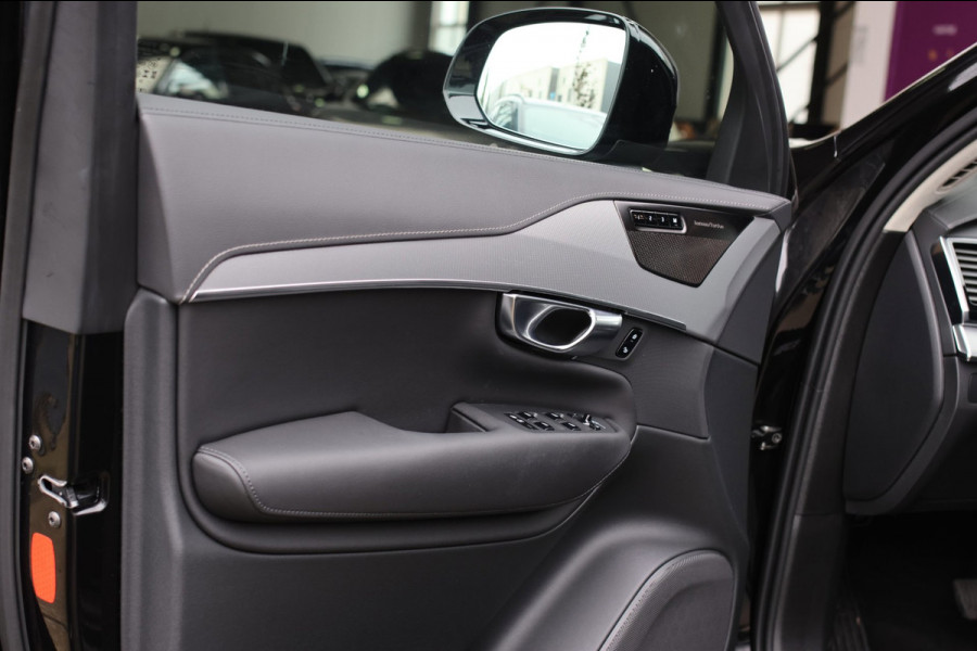 Volvo XC90 2.0 T8 Plug-in hybrid AWD Ultra Dark 7p. *Pano*Head-Up*H/K*