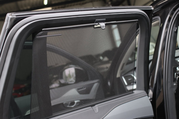 Volvo XC90 2.0 T8 Plug-in hybrid AWD Ultra Dark 7p. *Pano*Head-Up*H/K*