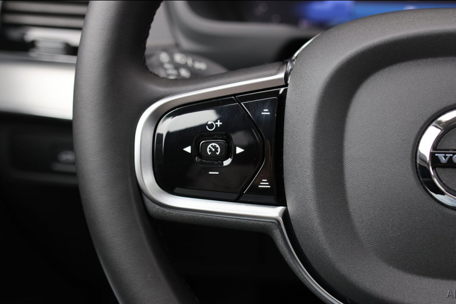 Volvo XC90 2.0 T8 Plug-in hybrid AWD Ultra Dark 7p. *Pano*Head-Up*H/K*
