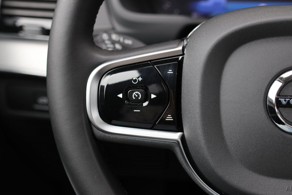 Volvo XC90 2.0 T8 Plug-in hybrid AWD Ultra Dark 7p. *Pano*Head-Up*H/K*