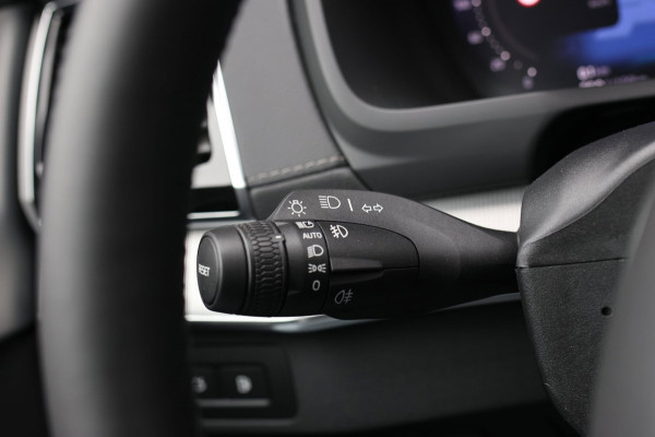 Volvo XC90 2.0 T8 Plug-in hybrid AWD Ultra Dark 7p. *Pano*Head-Up*H/K*