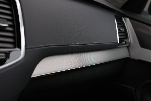 Volvo XC90 2.0 T8 Plug-in hybrid AWD Ultra Dark 7p. *Pano*Head-Up*H/K*