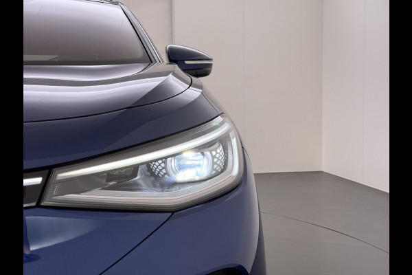 Volkswagen ID.4 82kWh 204PK Trekhaak Pano-Dak Leer/Alcantara Camera 3-Zone Ecc Adap.Cruise Matrix Led Led-a-lich dynamisch SOH 90% Apple Carplay Android Auto Isofix Privacy Glas Lmv 20" Led 1.000KG Trekgewicht 1e Eigenaar Origineel Nederlandse Auto