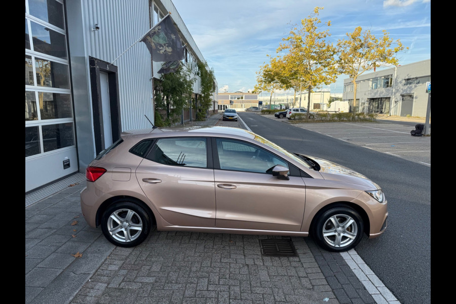 Seat Ibiza 1.0 MPI Reference LMV15/AIRCO/CAMERA/NAVI/CARPLAY