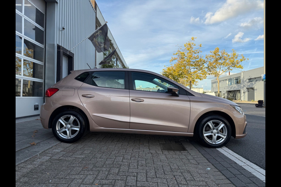 Seat Ibiza 1.0 MPI Reference LMV15/AIRCO/CAMERA/NAVI/CARPLAY