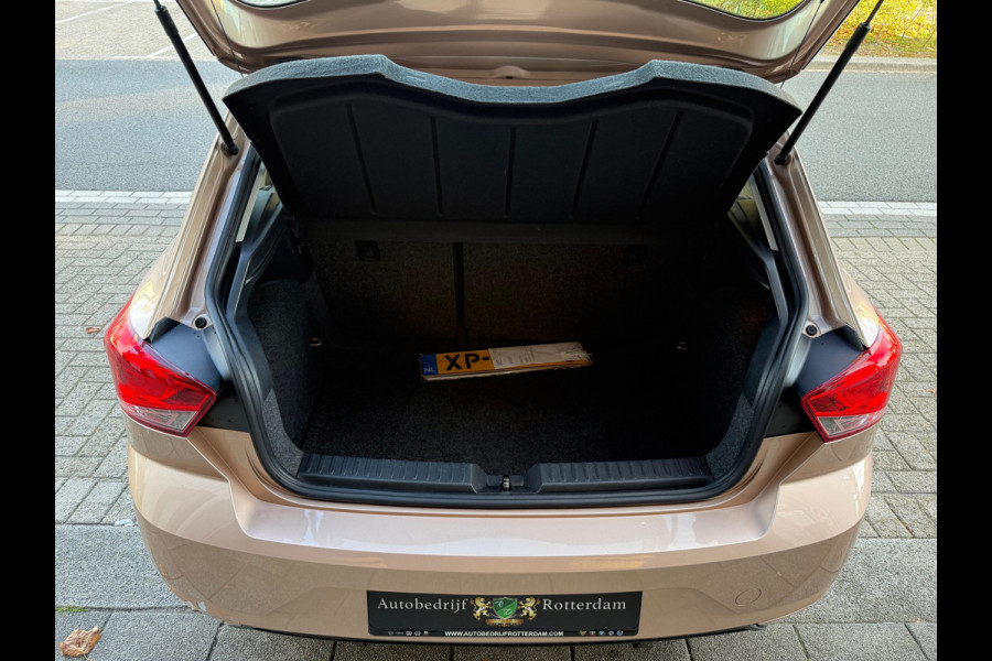 Seat Ibiza 1.0 MPI Reference LMV15/AIRCO/CAMERA/NAVI/CARPLAY
