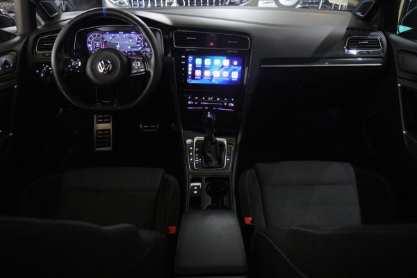 Volkswagen Golf 2.0 TSI 4Motion R /PANO/AKRA/ACC/DCC/DYNAUDIO/SFEER/VOL