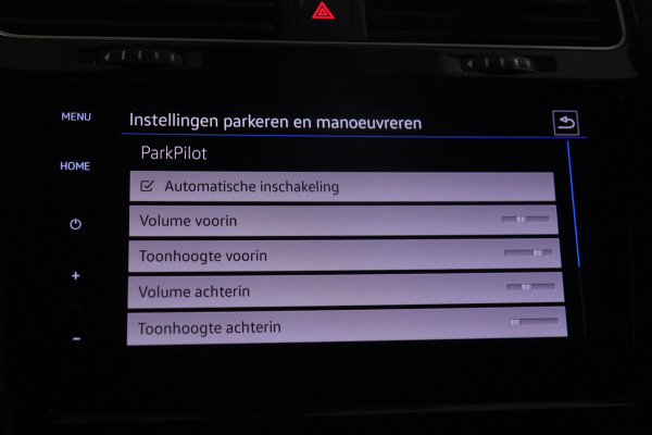 Volkswagen Golf 2.0 TSI 4Motion R /PANO/AKRA/ACC/DCC/DYNAUDIO/SFEER/VOL
