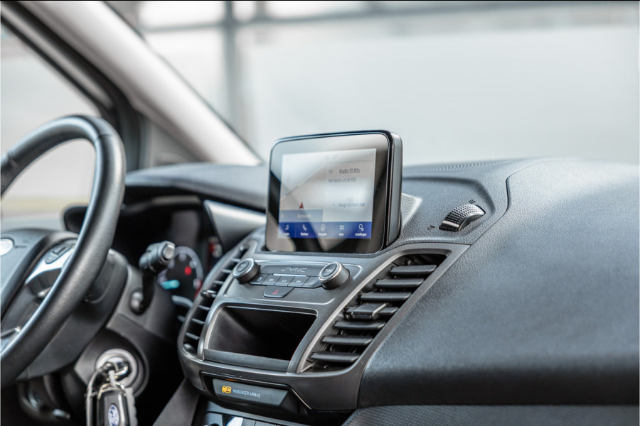 Ford Transit Connect 1.5 EcoBlue L2 | L+R Schuifdeur | Bi-Xenon | Blind Spot | Cruise control | Trekhaak | Navigatie | Camera | CarPlay | Stoelverwarming | Dealer onderhouden | Nieuwe APK