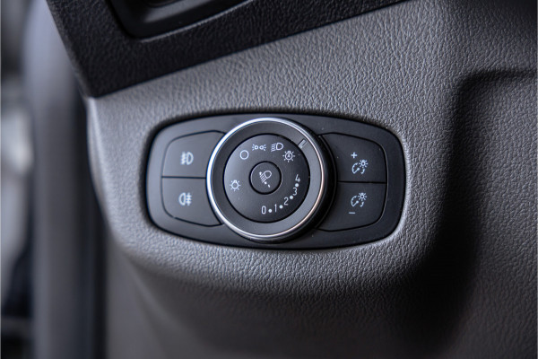 Ford Transit Connect 1.5 EcoBlue L2 | L+R Schuifdeur | Bi-Xenon | Blind Spot | Cruise control | Trekhaak | Navigatie | Camera | CarPlay | Stoelverwarming | Dealer onderhouden | Nieuwe APK