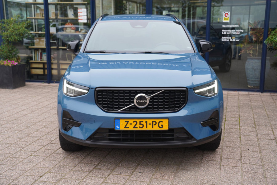 Volvo XC40 2.0 B4 Plus Dark|Prijs rijklaar incl 12 mnd garantie|Elek Thaak Camera Harman Kardon